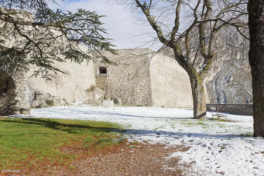 sist-21-11-13-015.jpg - Esplanade de la citadelle