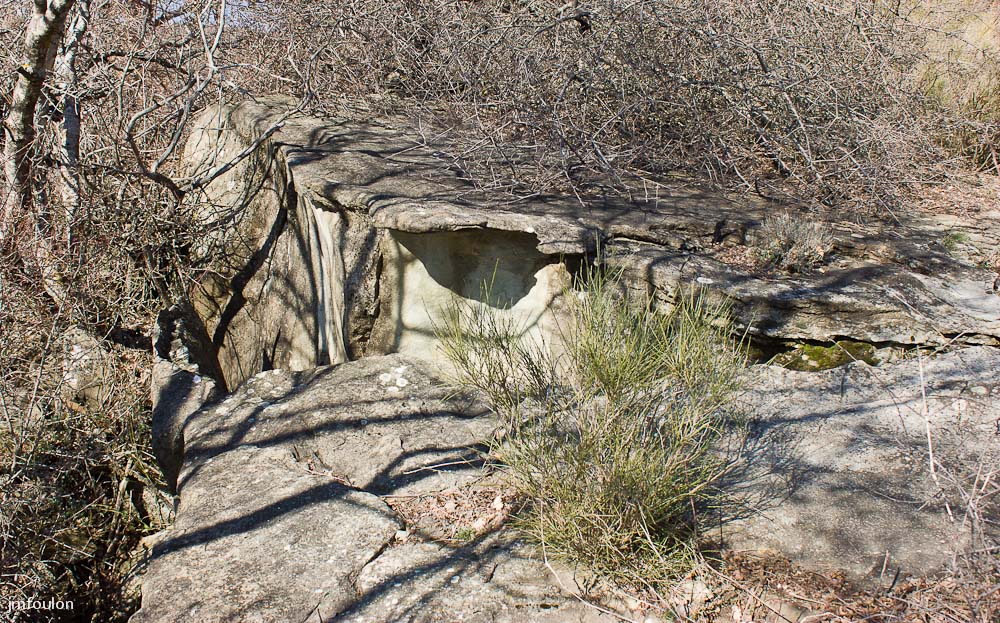 pierre-avon-006.jpg - Nous voici au point bas de la barre rocheuse de Pierre Avon