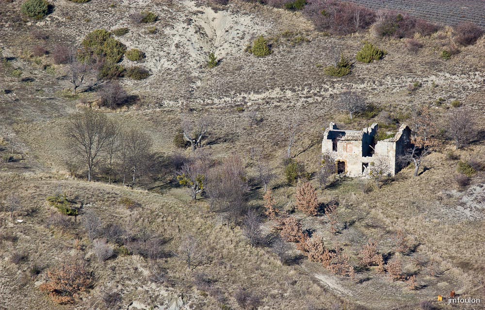 pierre-avon-048.jpg - Ruine des Houlettes