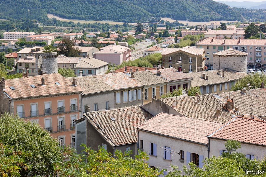 sisteron-vue-012.jpg - Sisteron - Rue de Provence depuis le Collet