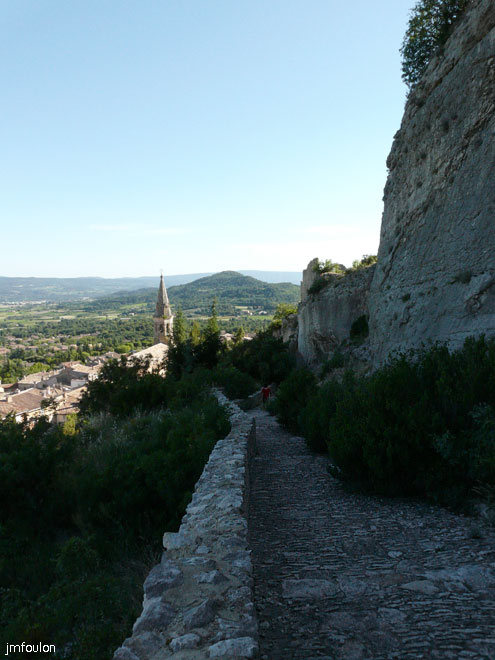 st-saturnin-34.jpg - On redescent vers le village par l'est