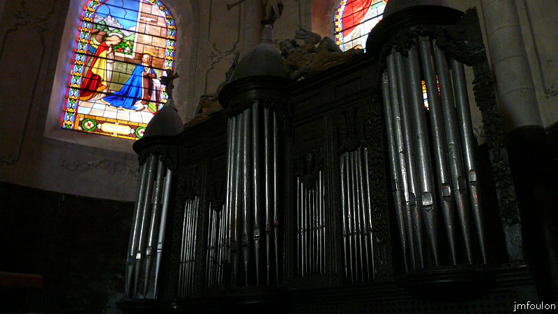 tallard-56web.jpg - Eglise Saint Grégoire - Les orgues. Cet instrument date du XVIème siècle, et serai l'un des plus anciens de ce type subsistant dans le Sud-Est