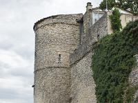 Taulignan - Drôme provençale  Vestiges des remparts de Taulignan