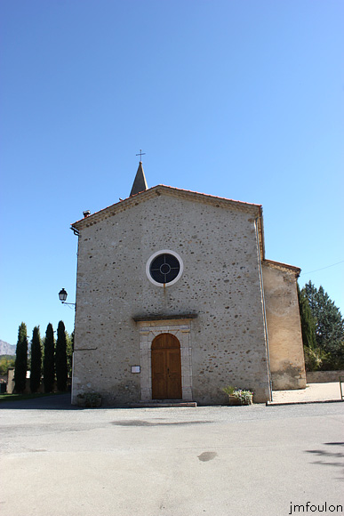 theze-45web.jpg - Théze - Eglise paroissiale Saint-Blaise reconstruite au XVIIe puis au XIXe siècle sur l'emplacement de l'ancienne église du prieuré de Notre Dame (source Wikipédia)