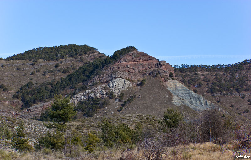 tour-du-puy-037.jpg - Molasses rouges et marnes