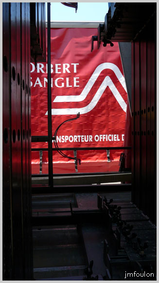 tour-france-280web.jpg - Démontage des diverses stuctures