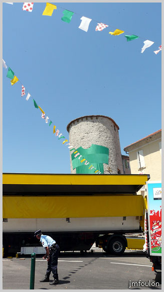 tour-france-282web.jpg - Démontage des diverses stuctures