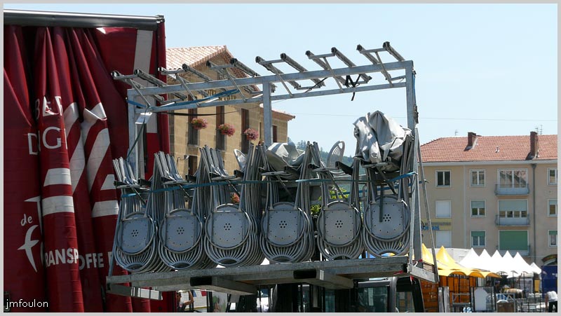 tour-france-285web.jpg - Démontage des diverses stuctures