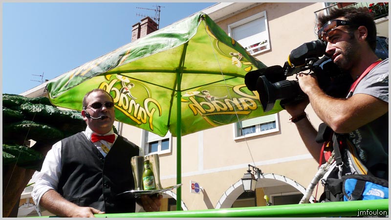 tour-france-164web.jpg - Panach barman et caméraman