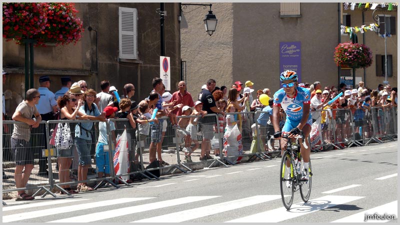 tour-france-258web.jpg - 12h45 Départ de la course