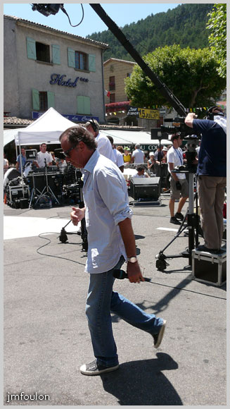 tour-france-59web.jpg - Leeb change de plateau. Il rejoints les  Prêtres qui vont chanter