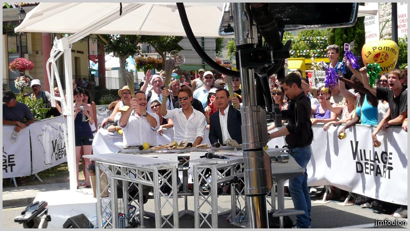 tour-france-64web.jpg - Village Dépar