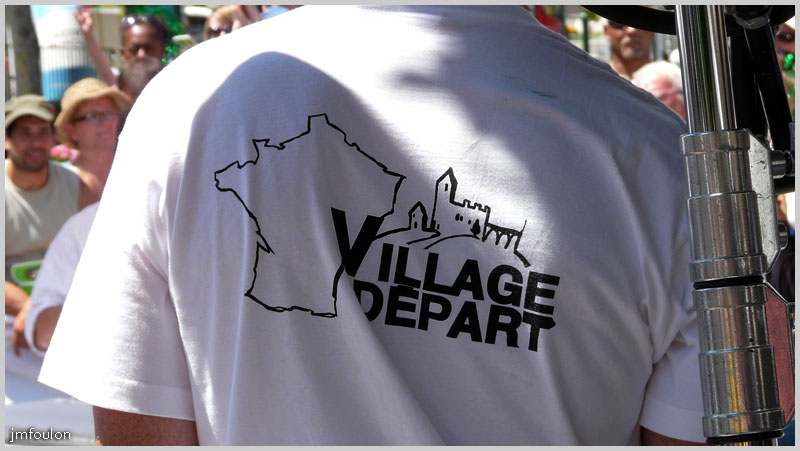 tour-france-67web.jpg - Village Départ