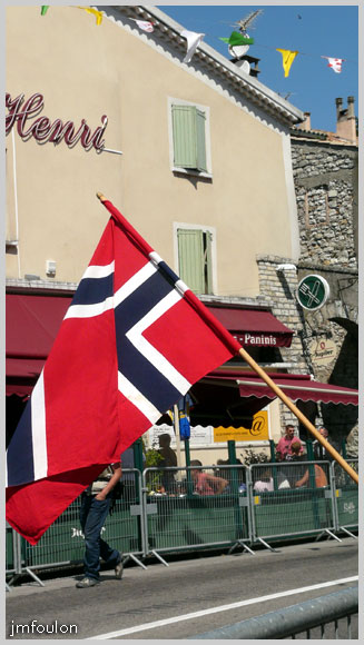 tour-france-227web.jpg - Drapeau de supporter