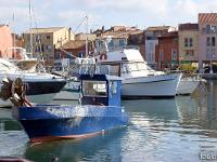 Martigues - L'île  Bateaux dans le port de Ferrières