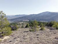 Les paysages  Direction plein sud maintenant en longeant la forêt du Grand Serre jusqu'aux Boisses sur environ 1,6 km