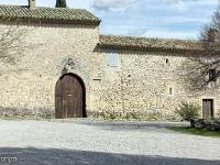 Plateau de Ganagobie (04)  Monastère ND de Ganagobie - Entrée du monastère ...