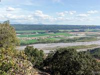 Plateau de Ganagobie (04)  Vues depuis le plateau - Vue vers le Sud/Est ...