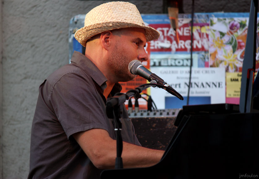 rico-05.jpg - Rico Swing Trio - Bar Henri