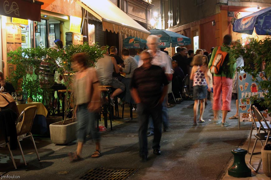 rue-foule-3.jpg - Rue Saunerie