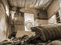 Sépia - Filtres - N&B partiel  Ancien squat sépia (Vieux Noyers - Alpes de Haute Provence)