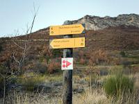 Sisteron - Ancienne route Napoléon  Nous voici revenu sur l'ancienne route d'Entrepierres qui nous raménera à notre point de départ, Sisteron