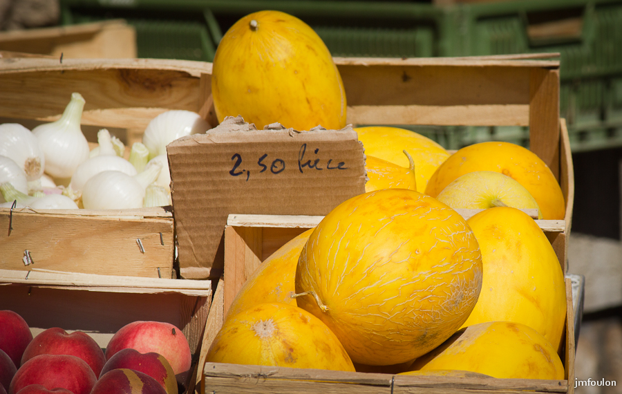 marche-02.jpg - Melons jaunes dits Canaris