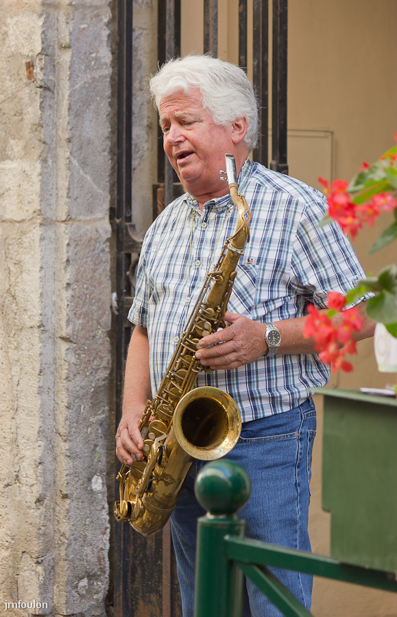 bernard-1.jpg - Notre ami Bernard au Sax