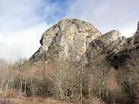 St-Geniez - Du Défends au Rocher de Dromon  Le Rocher de Dromon (1285 m)