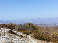 Tour du cirque de Valbelle  Vue sur le sentier (sens inverse de la marche)