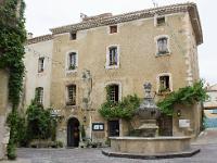 venasque-026-2  Vénasque - Place de la Fontaine