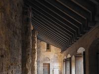 Abbaye de Boscodon  Nous voici dans le cloitre ! ...