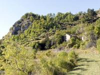 Barret-de-Lioure - Drôme  Vieilles bâtisses au Génisseau ...