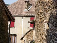 Beaumont- Cévenne ardéchoise  Ruelle typique avec son dallage d'origine