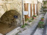 Bourdeaux  Ruelle de la Voûte