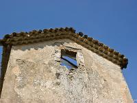 Cabanons  Cabanon à la sortie Est de Peipin sur la route de Châteauneuf-Val-Saint-Donnat
