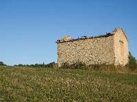 Cabanons  Cabanon sur le plateau de Soleillet à Sisteron