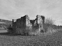 Cabanons  Cabanon dans la vallée du Jabron entre Sisteron et Bevons