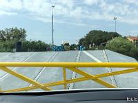 Camargue  Sur le bac de Barcarin à Port Saint Louis du Rhône pour traverser le Grand Rhône 2/2