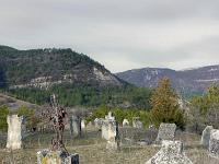 Chapelle Saint Laurent (XIIe) - Barret sur Méouge  Le cimetière