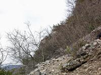 Chapelle Saint-Pons - XIIe  Vue sur le sentier