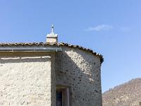 Chapelle Saint Christol commune de Mirabeau  L'abside vue de profil