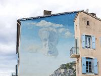 Châtillon En Diois - Drôme  Fresque sur le pignon d'une maison ...