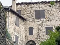 Châtillon En Diois - Drôme  Ruelle et passage couvert ...