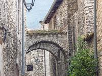 Châtillon En Diois - Drôme  Ruelle et arcs ...