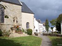 Croix  Bretagne - Morbihan - Croix celtique acollée à l'église de Crac'h