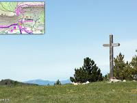 Croix  Au Pas de l'Echelle entre St Geniez et Châteaufort