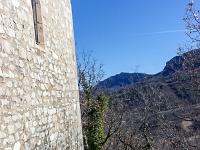Eglise Saint Mary - XIIIe  Façade Sud depuis le haut de l'escalier ...