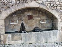 Fontaines, sources et lavoirs  A Banon (Alpes de Haute Provence)