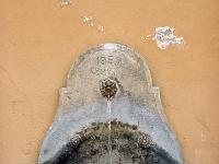 Fontaines, sources et lavoirs  A Castellane (Alpes de Haute Provence)